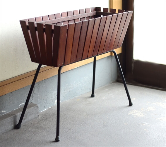 デンマーク製 チークのプランター 50x20cm 飾り棚 ディスプレイ什器 家具 北欧 無垢 ミッドセンチュリー アンティーク