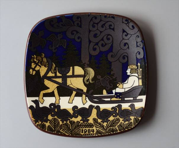 ARABIA アラビア Kalevala 1984年 イヤープレート Raija Uosikkinen カレワラ フィンランド 絵皿 陶板 北欧 ヴィンテージ
