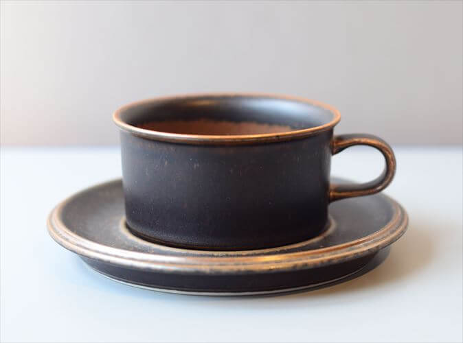 ARABIA アラビア ルスカ ティーカップ＆ソーサー Ruska 北欧食器 フィンランド 陶器 北欧 ヴィンテージ アンティーク_260203