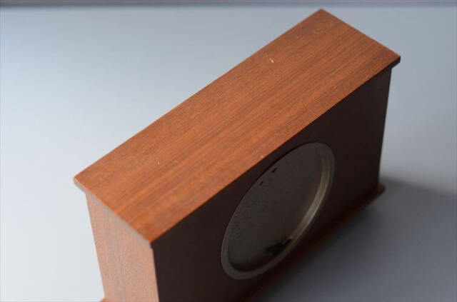 昭和初期 艦船レリーフのデスククロックゼンマイ式 置き時計 昭和初期 艦船レリーフのデスククロックゼンマイ式 置き時計