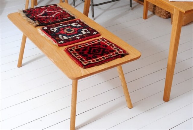 ベルギー買い付け 手織り ペルシャ絨毯 座布団 サイズ 32 x 27cm