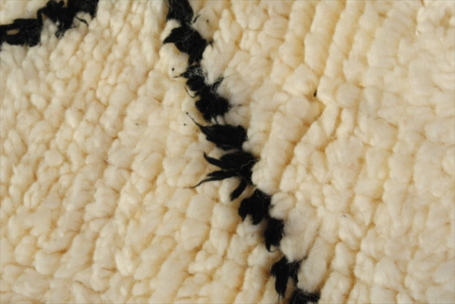 未使用品 モロッコ産 ベニワレン 165 x 105cm Beniouarain ウール シャギーラッグ エリアラグ 絨毯 カーペット