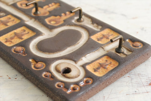 1960年代 デンマーク製 BERG Keramik 陶器の鍵フック 壁掛けフック