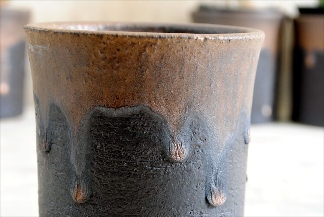 新品 信楽焼 寸胴鉢 金彩 3号 陶器鉢 植木鉢 おしゃれ サボテン 塊根植物 コーデックス アガベ 多肉植物に
