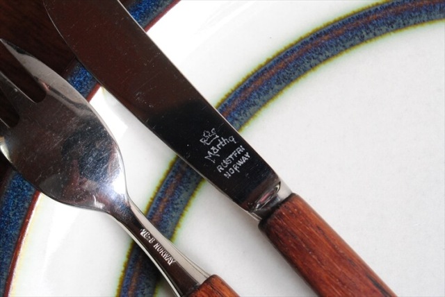 ノルウェー製 Martha チークハンドル フォークとナイフセット 18cm 北欧 カトラリーチーク材 アンティーク