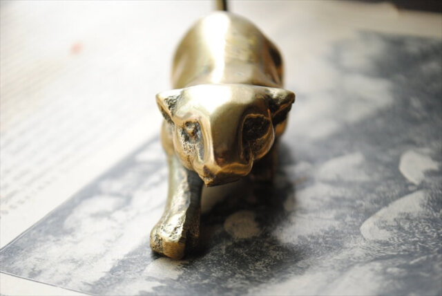 アンティーク古雑貨□ 真鍮製 卵モチーフ ペーパーウェイト / 置物