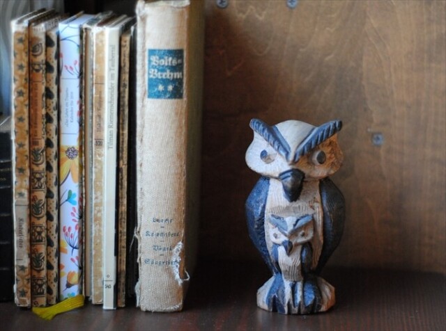 イングランドから 古い木製のフクロウ アフリカオオコノハズク オブジェ ウッド フィギュア ミッドセンチュリー 木工 民藝 _240118