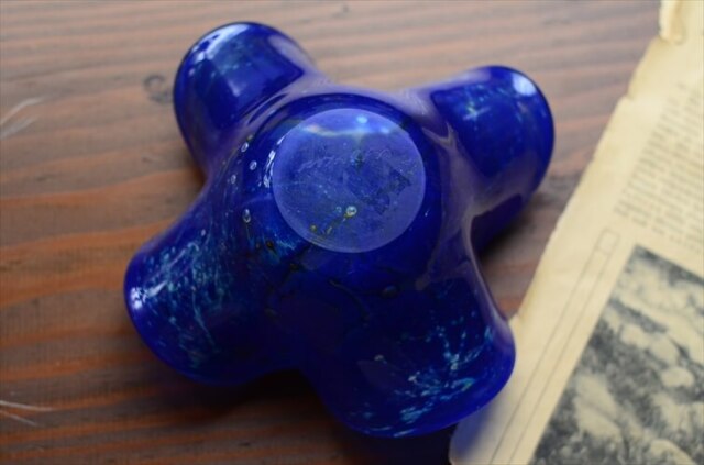 ドイツから届いた きれいなコバルトのガラストレー 径16cm ブルー グラス お皿 ヴィンテージ アンティーク
