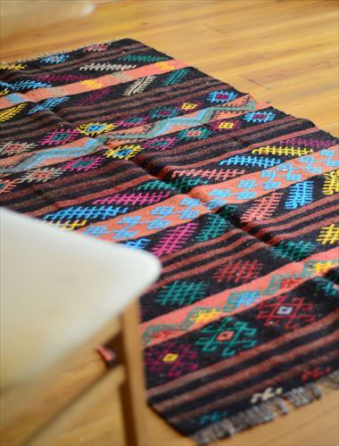 トルコ Toros山脈ノマドによる オールドキリム ラグ 176x119cm