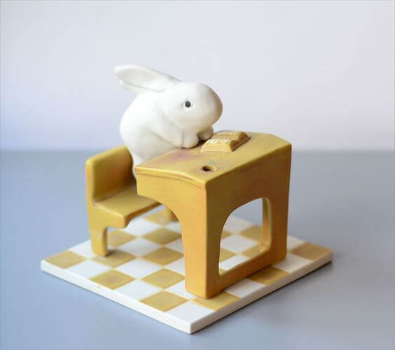 Arabia Helja Liukko-Sundstrom Bunny School フィギュア アラビア ヘルヤ リウッコ ウサギの学校 フィンランド 北欧