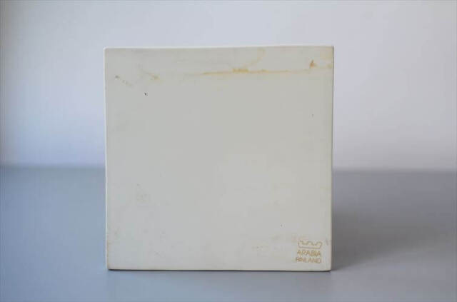 Arabia Helja Liukko-Sundstrom Bunny School フィギュア アラビア ヘルヤ リウッコ ウサギの学校 フィンランド 北欧