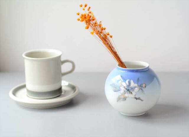 1960年代頃 デンマーク製 LYNGBY ヴィンテージ 陶器の花瓶 リンビー Copenhagen 花器 一輪挿し フラワーベース_240319