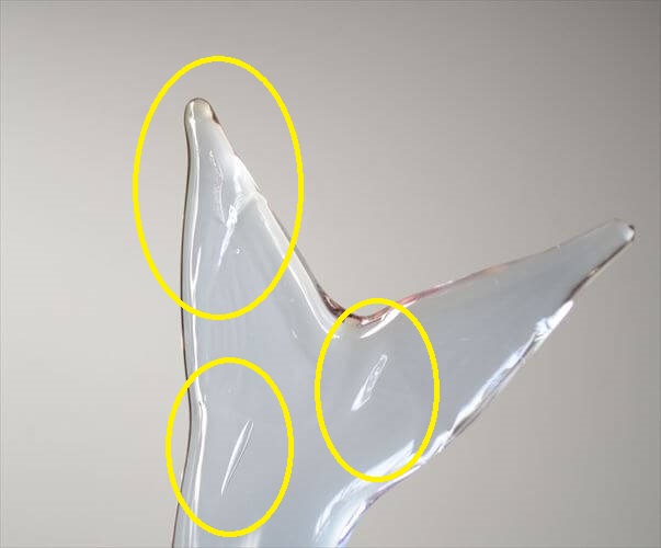 ドイツから 色が変わる アレキサンドライトガラスのクジラ 置物
