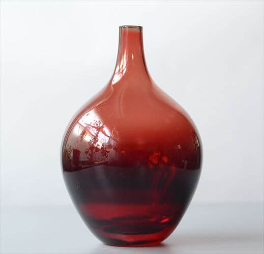 スウェーデン オールドIKEA Salong Vase きれいなルビーレッドの