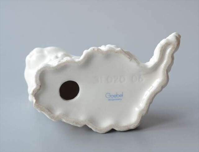 ドイツ製 Goebel 陶器の白猫 オブジェ ディスプレイ ゲーベル社