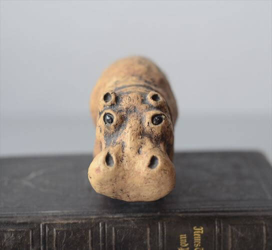 ビンテージ　カバ　石彫　オブジェ　置物　インテリア　工芸品　美術品　A1315 Vintage Horse Ceramic object/ビンテージ 陶器製 馬 オブジェ/置物(A559)