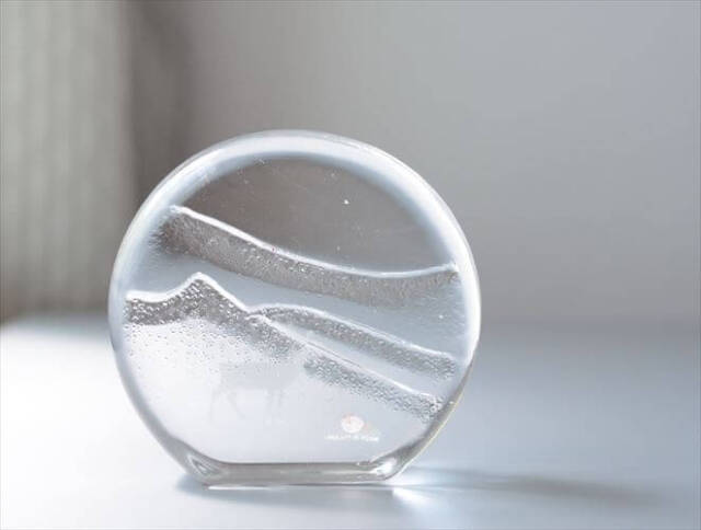 フィンランド製 iittala 雪山とトナカイ ガラス オブジェ イッタラ