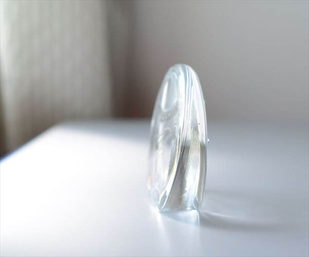 フィンランド製 iittala 雪山とトナカイ ガラス オブジェ
