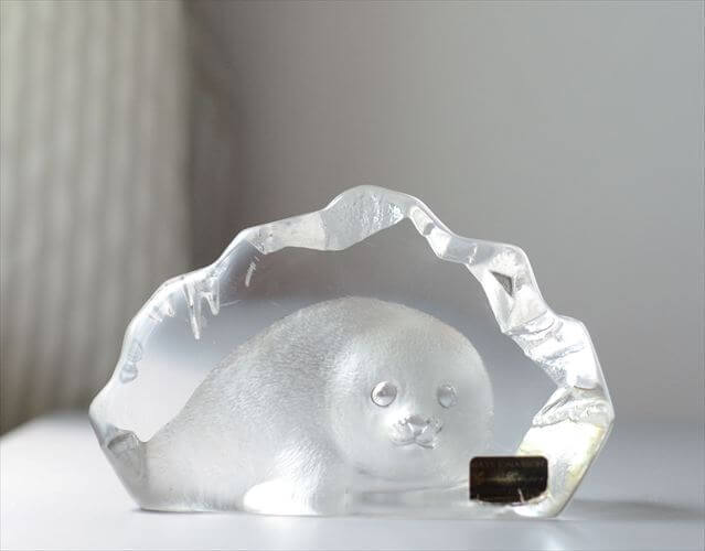 マッツジョンソン　アザラシ　クリスタル Baby Seal Crystal Sculpture | 33150 | Mats Jonasson Maleras