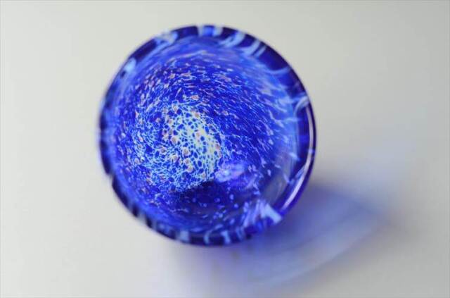 スウェーデン STENINGE SLOTT きれいなブルーのガラスボウル 9.7cm 北欧 グラス ポット ヴィンテージ