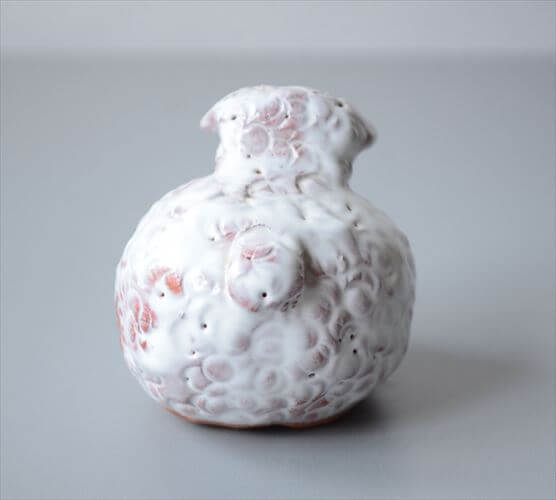 ドイツから 丸みがかわいい陶器の羊 オブジェ 置物 フィギュア