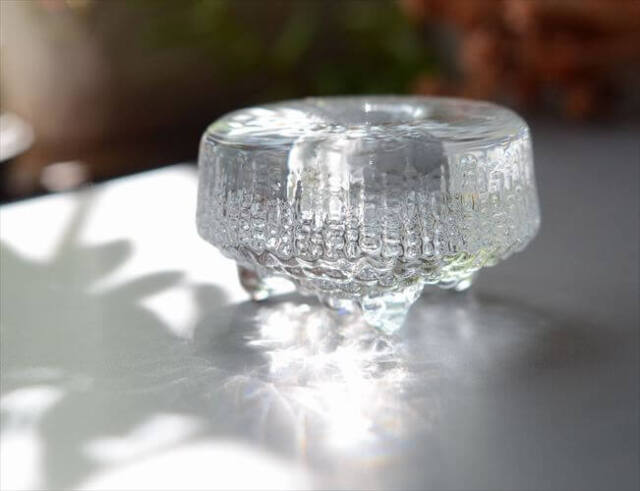 フィンランド製 Iittala Ultima Thule ガラス キャンドルホルダー