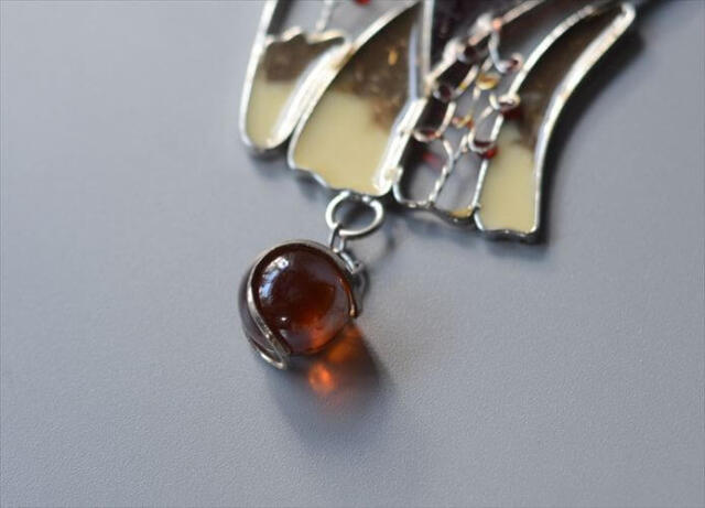 ドイツから かわいいステンドグラス風の猫 サンキャッチャー 吊り下げ