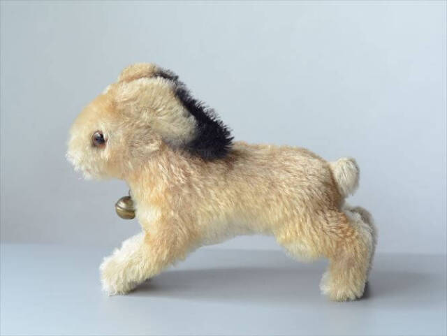 ✅犬のぬいぐるみ シュタイフ steiff シェパードのマイク 37cm Amazon.co.jp: シュタイフ(steiff) シェパードのマイク 37cm