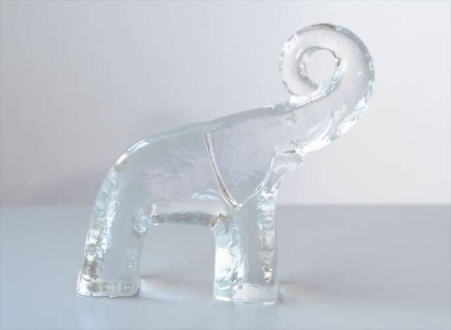 スウェーデン製 Kosta Boda ZOO エレファント ガラスのゾウ オブジェ