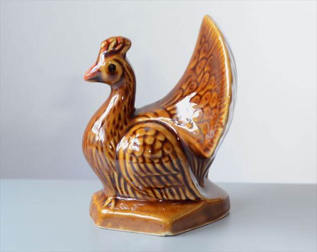 ドイツから きれいなブラウンの孔雀 陶器 置物 オブジェ 飾り アンティーク ヴィンテージ_251027