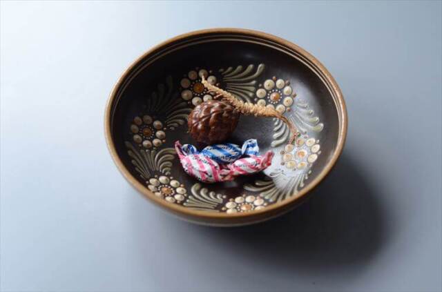 ドイツ製 きれいな花の絵付けの飾りボウル 陶板 飾り皿 ヴィンテージ アンティーク