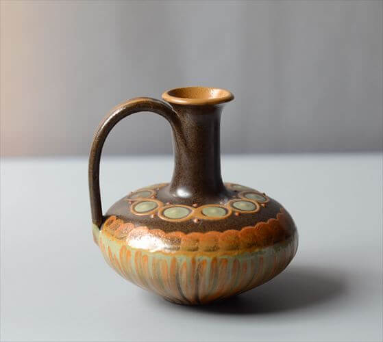 ドイツ製 ミッドセンチュリー期のArt Pottery 陶器の花瓶 花器