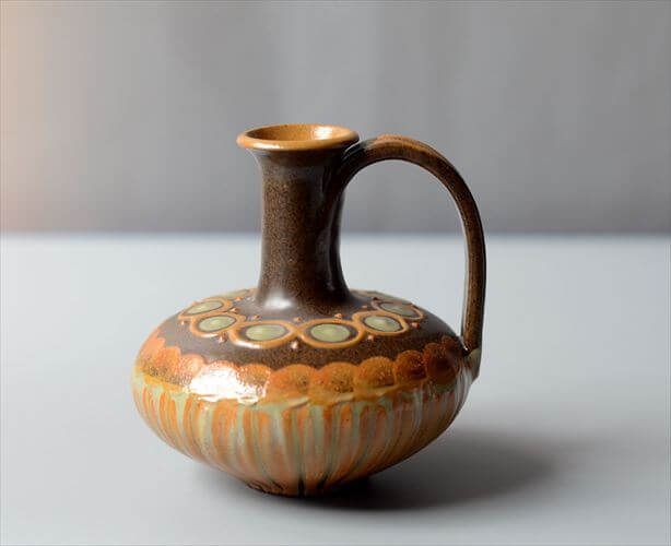 ドイツ製 ミッドセンチュリー期のArt Pottery 陶器の花瓶 花器