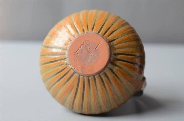 ドイツ製 ミッドセンチュリー期のArt Pottery 陶器の花瓶 花器
