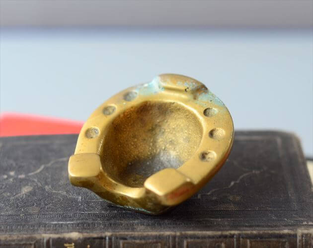 イングランドから 真鍮の馬蹄 ホースシュー オブジェ 置物 イギリス 英国 フィギュア ヴィンテージ アンティーク_260126