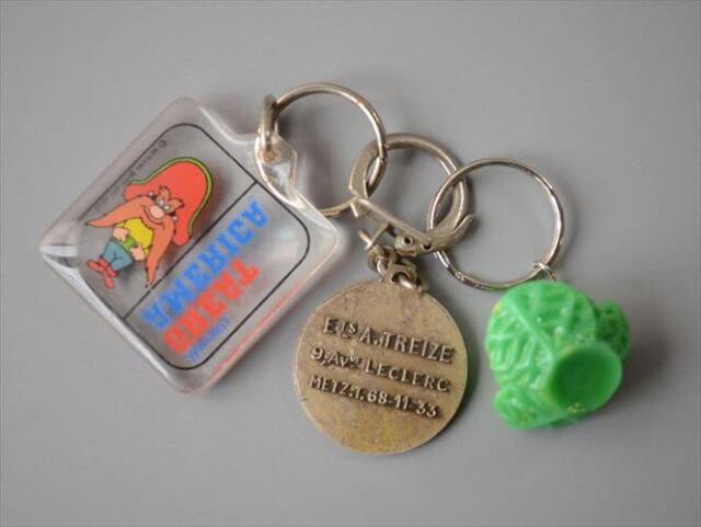 ヨーロッパや北欧から ヴィンテージキーホルダー 3個セット Vintage keychain アンティーク_260528