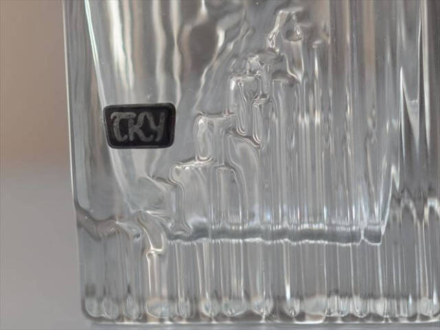 フィンランド製 Iittala Sointu ガラスの花瓶 Tapio Wirkkala イッタラ ソインツ フラワーベース 北欧 ヴィンテージ