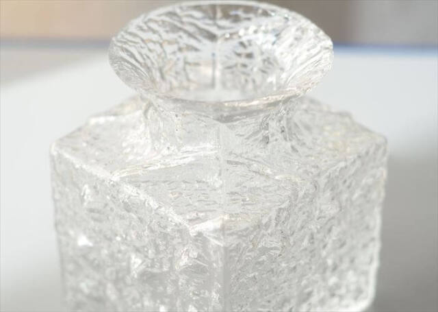 フィンランド製 iittala Crocus ガラス花瓶 vase フラワーベース イッタラ クロッカス Timo Sarpaneva 北欧 ヴィンテージ_261014