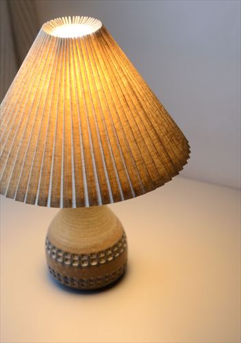 デンマーク製 SOHOLM 渋いレリーフのデスクランプ スーホルム 北欧