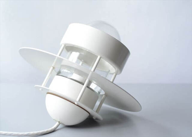 デンマーク製 Louis Poulsen Orbiter ペンダントライト 廃盤