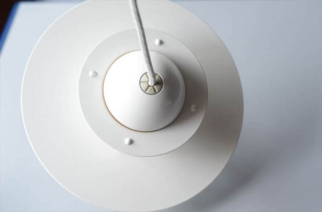 デンマーク製 Louis Poulsen Orbiter ペンダントライト 廃盤