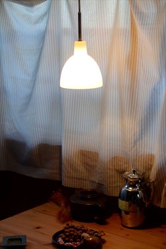 デンマーク製 Louis Poulsen Toldbod ガラス ペンダントライト ルイスポールセン トルボー ホワイト ミルク 北欧 照明 ヴィンテージ