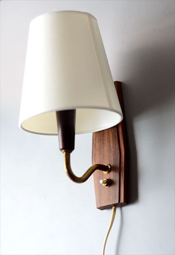 デンマーク製 ローズウッドｘ真鍮のウォールライト ブラケットライト 北欧 壁掛けランプ 照明 ヴィンテージ アンティーク