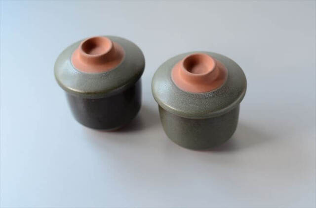 ドイツから 蓋つきの陶器ポット 2点セット キャニスター 容器