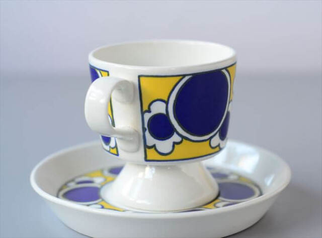 希少！ARABIA アラビア Pauliina デミタス カップ&ソーサー パウリーナ 北欧食器 コーヒー フィンランド 陶器 北欧 _250120