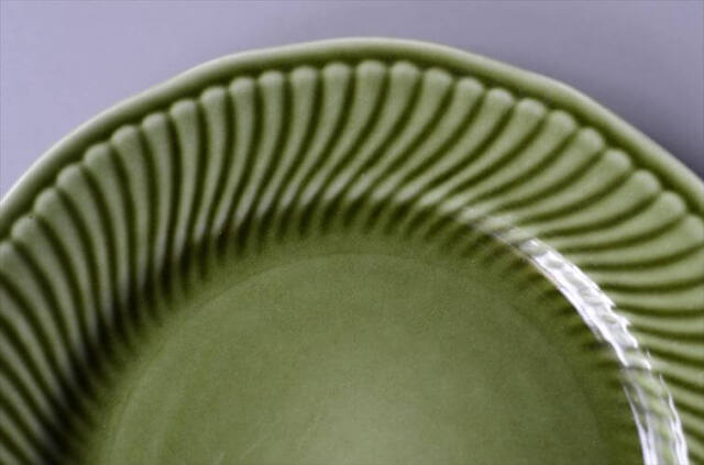 1960年代 ベルギー製 BOCH ボッホ Trianon Olive Green 19cm プレート お皿 トリアノン 磁器 アンティーク ヴィンテージ_250212