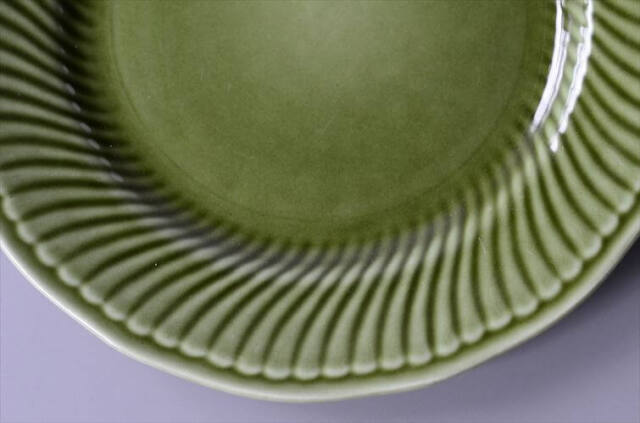 1960年代 ベルギー製 BOCH ボッホ Trianon Olive Green 19cm プレート お皿 トリアノン 磁器 アンティーク ヴィンテージ_250212