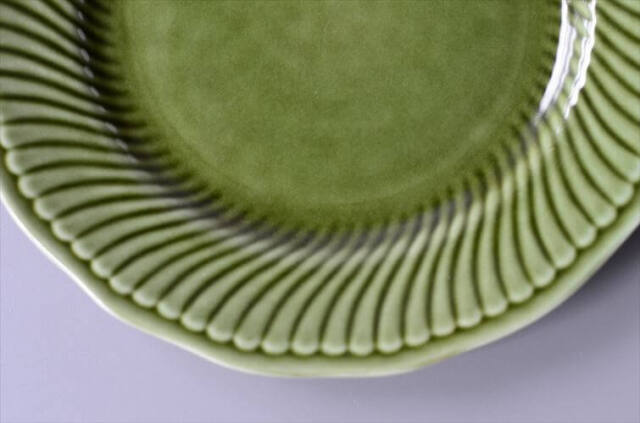 1960年代 ベルギー製 BOCH ボッホ Trianon Olive Green 19cm プレート お皿 トリアノン 磁器 アンティーク ヴィンテージ_250212