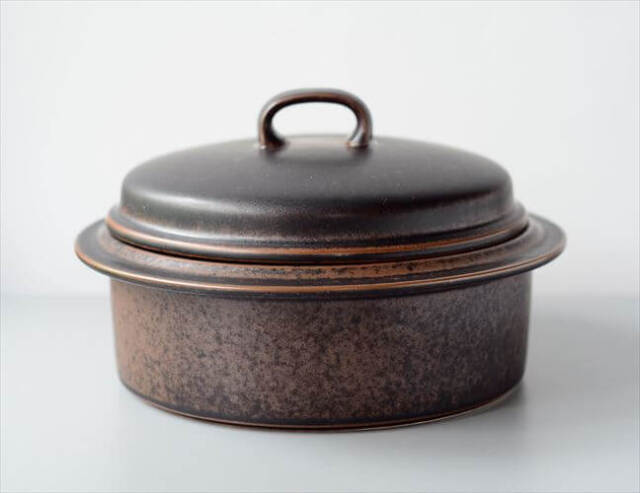ARABIA アラビア Ruska 大きめ 蓋つきボウル キャセロール 23cm ココット型 ルスカ 北欧 食器 フィンランド 陶器 _250317