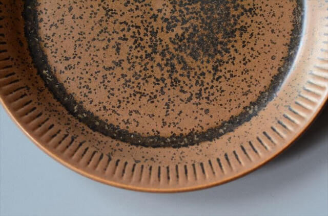 デンマーク製 KNABSTRUP Noddebo ブラウン 17.5cm プレート お皿 ナブストラップ Johannes Hansen 北欧 食器 ヴィンテージ_250402